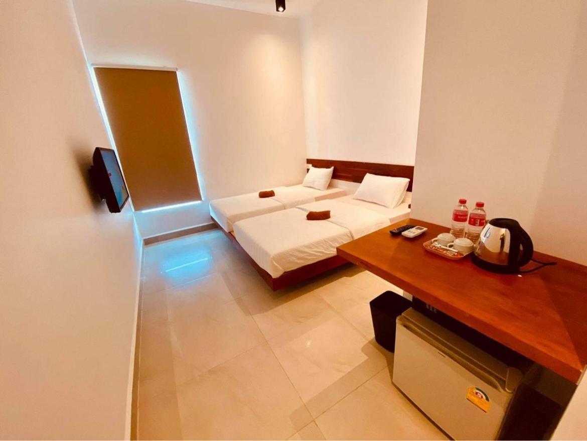 Onederz Kampot Hostel Екстериор снимка